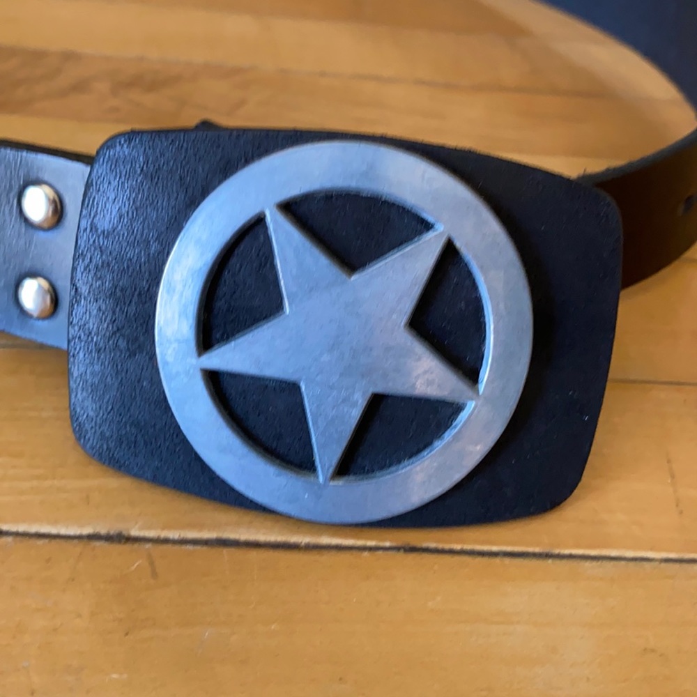 Star belt buckle